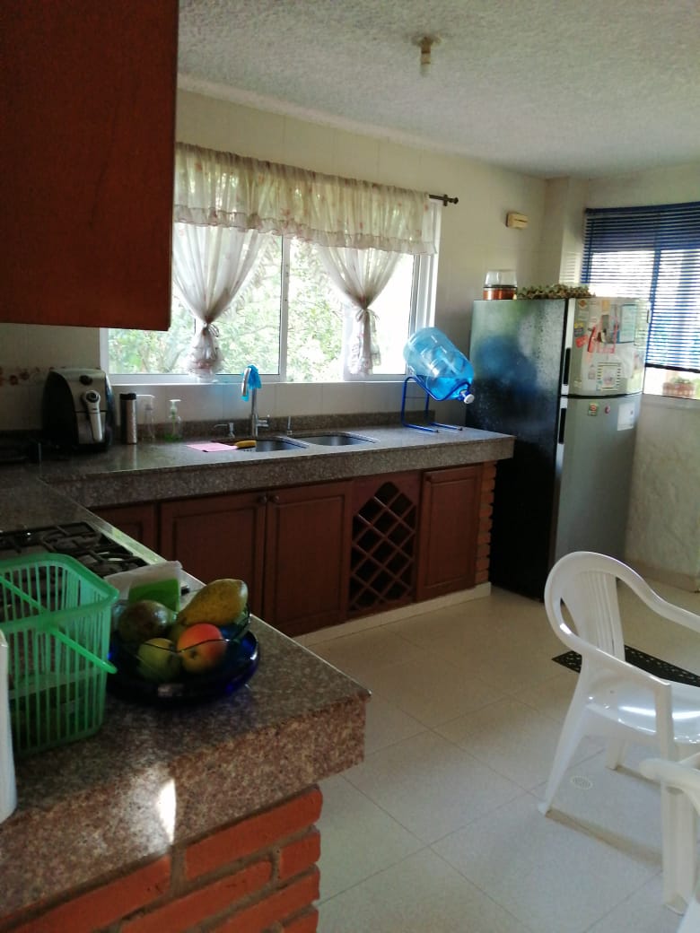 Casa de 4 alcobas en venta en Guatiguara, Piedecuesta, 850 m² · foto 15 de 20