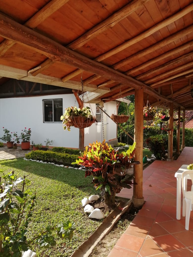 Casa de 4 alcobas en venta en Guatiguara, Piedecuesta, 850 m² · foto 4 de 20