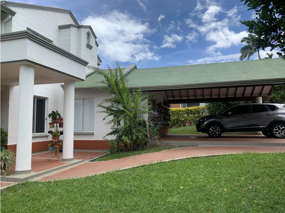 Casa de 3 alcobas en venta en Rio Bamba, Armenia, 504 m² · foto 3 de 24