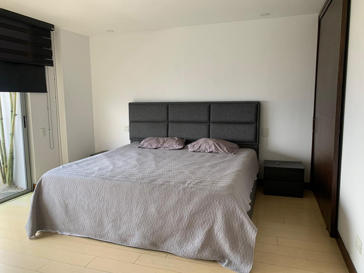 Apartamento en arriendo en Loma De Los Gonzalez, Medellín · foto 10 de 19