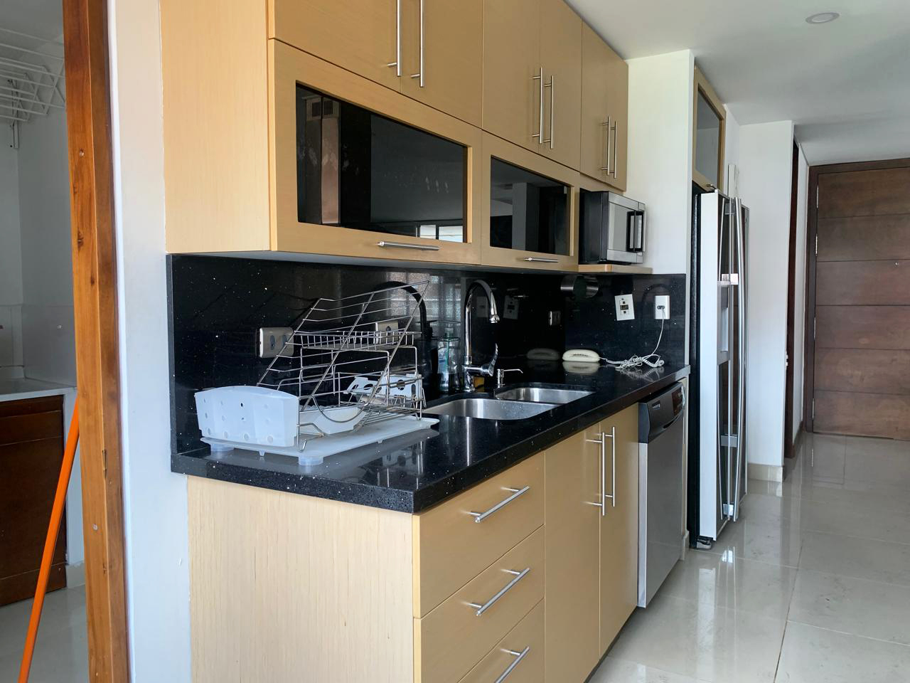 Apartamento en arriendo en Loma De Los Gonzalez, Medellín · foto 6 de 19
