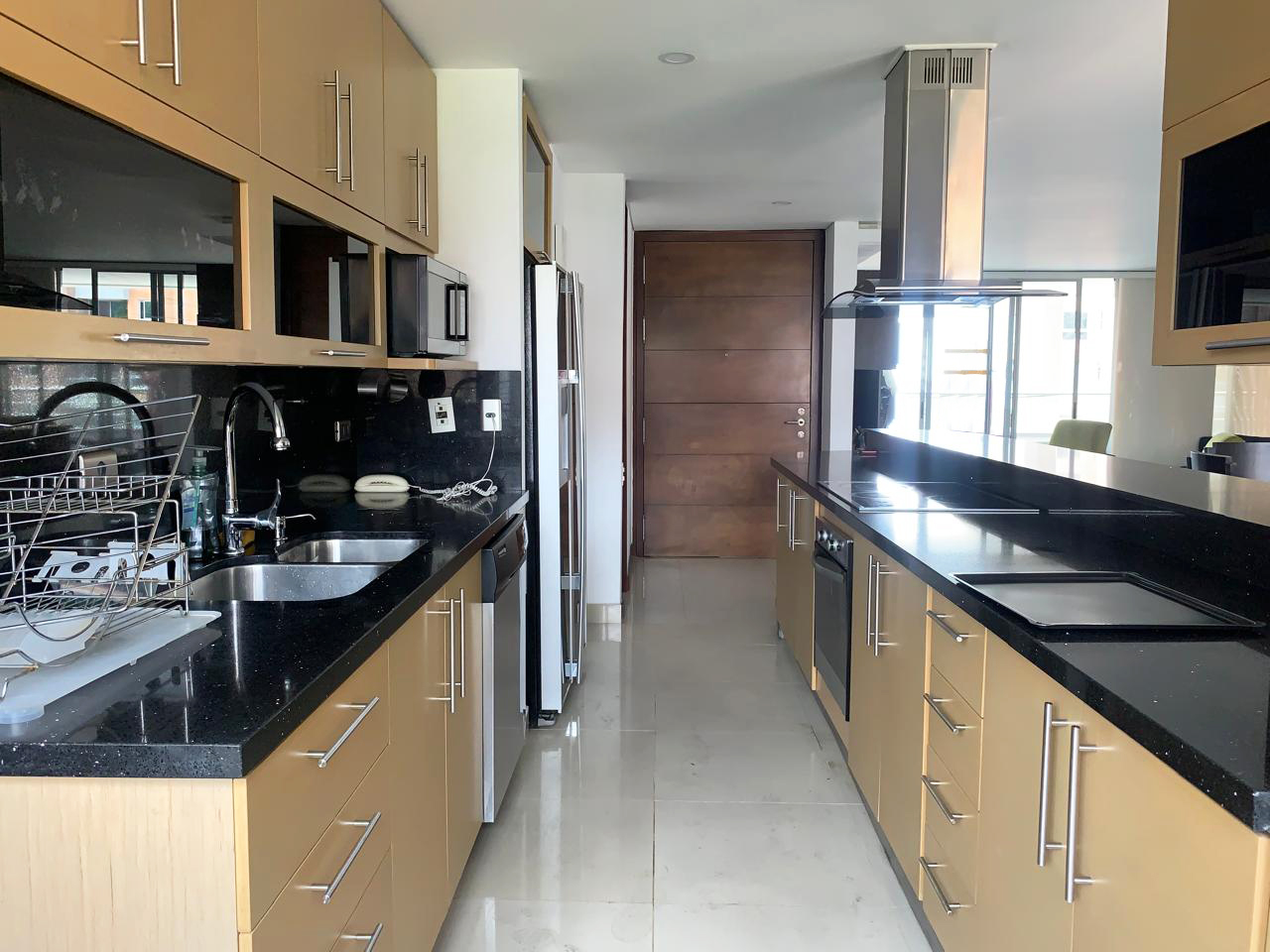Apartamento en arriendo en Loma De Los Gonzalez, Medellín · foto 7 de 19
