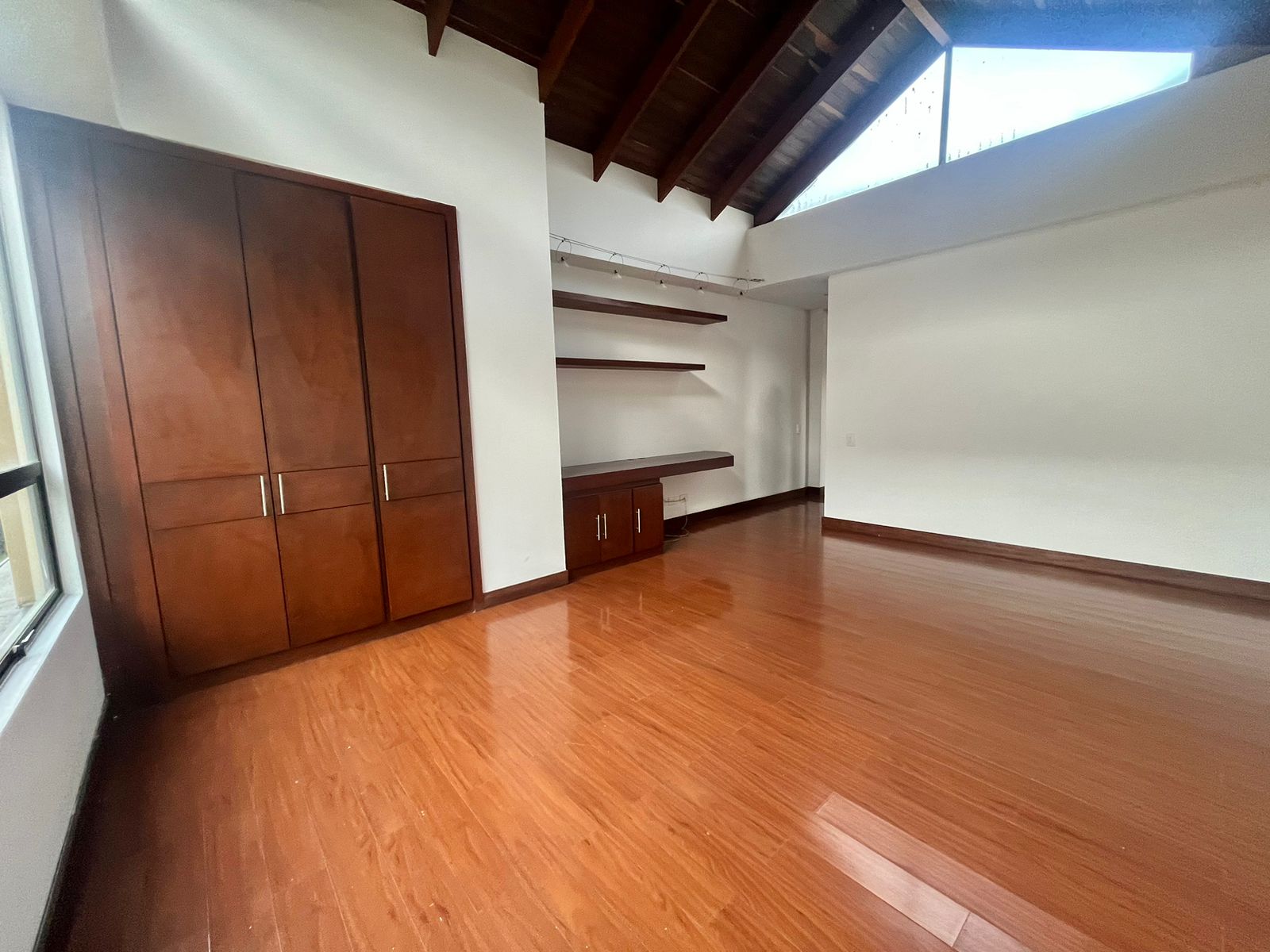 Casa de 5 alcobas en venta en Vereda La Balsa, Chía, 440 m² · foto 17 de 24