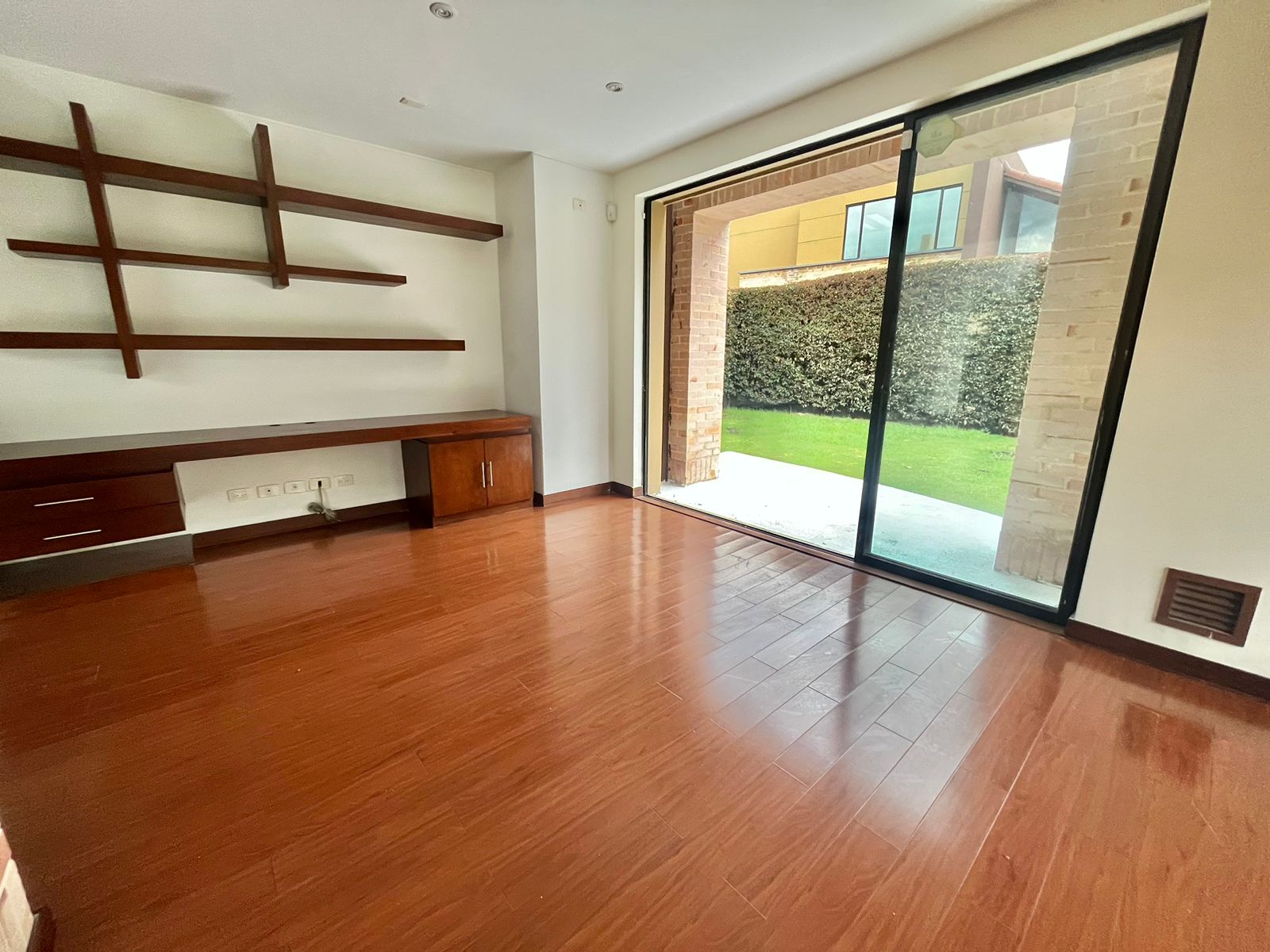 Casa de 5 alcobas en venta en Vereda La Balsa, Chía, 440 m² · foto 19 de 24