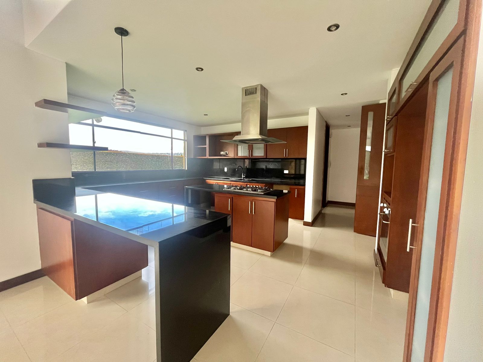 Casa de 5 alcobas en venta en Vereda La Balsa, Chía, 440 m² · foto 10 de 24