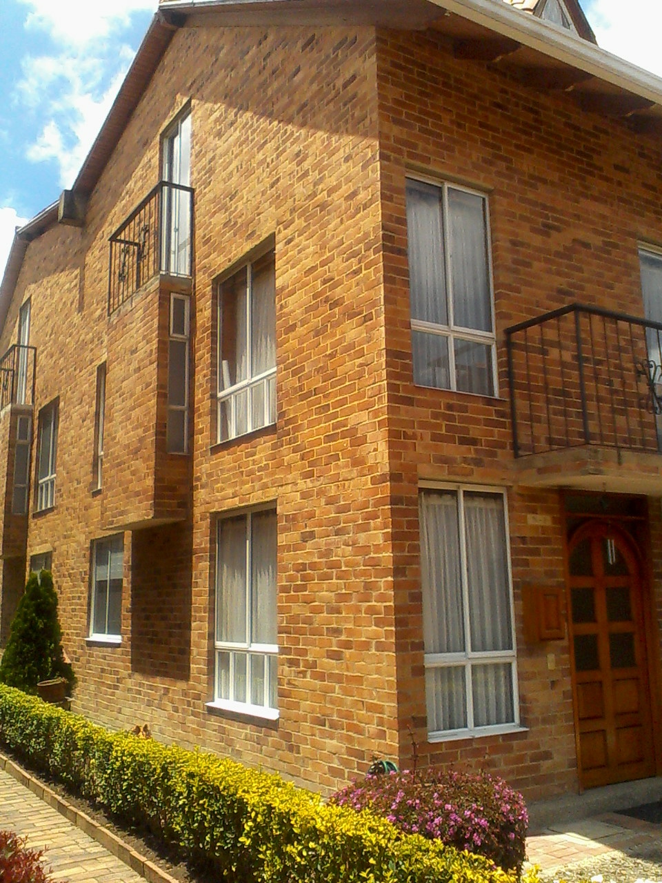 Casa de 3 alcobas en venta en Cacique, Funza, 120 m² · foto 2 de 12