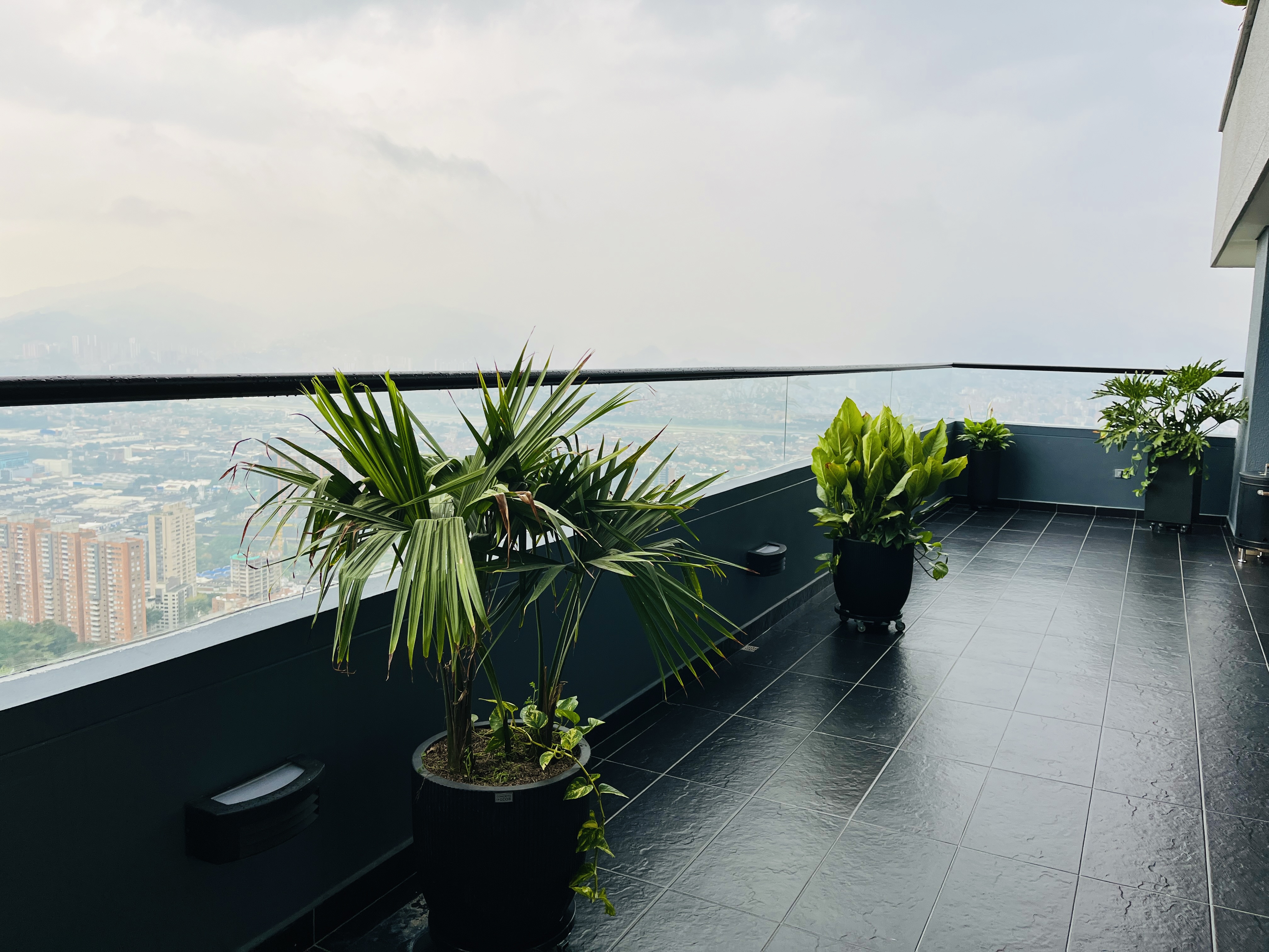 Apartamento en venta en El Poblado, Medellín 2