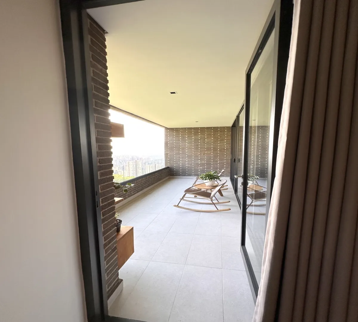 Apartamento en venta en El Poblado, Medellín · foto 24 de 24