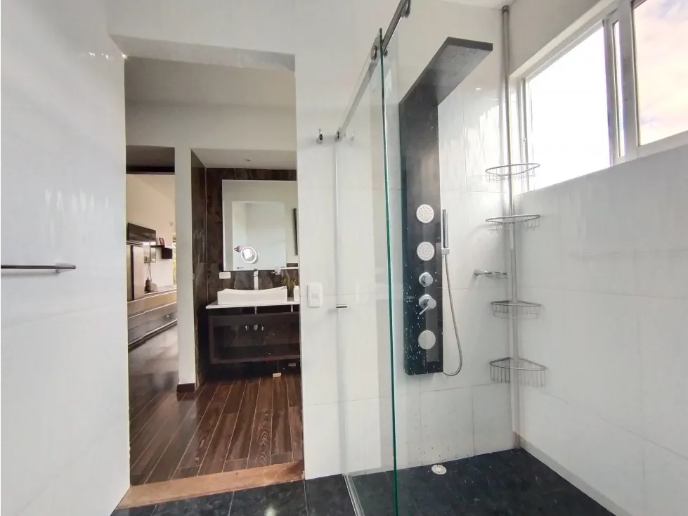 Casa de 3 alcobas en arriendo en Puente Peralta, Chía, 250 m² · foto 16 de 24