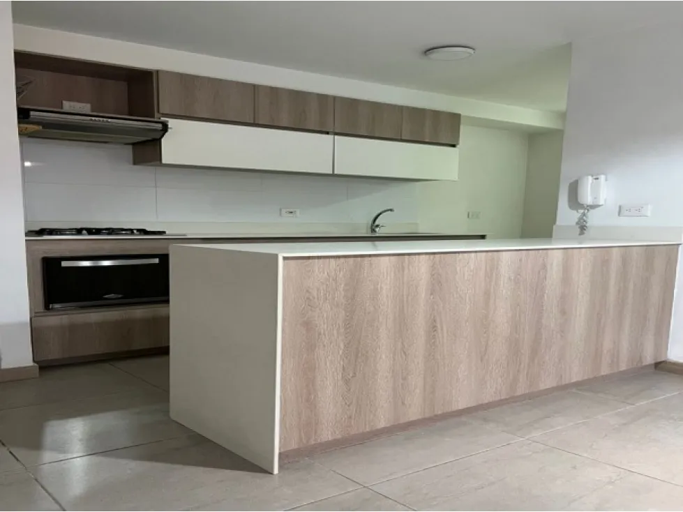 Apartamento de 3 alcobas en venta en Entre Amigos, Sabaneta, 87 m² · foto 2 de 10