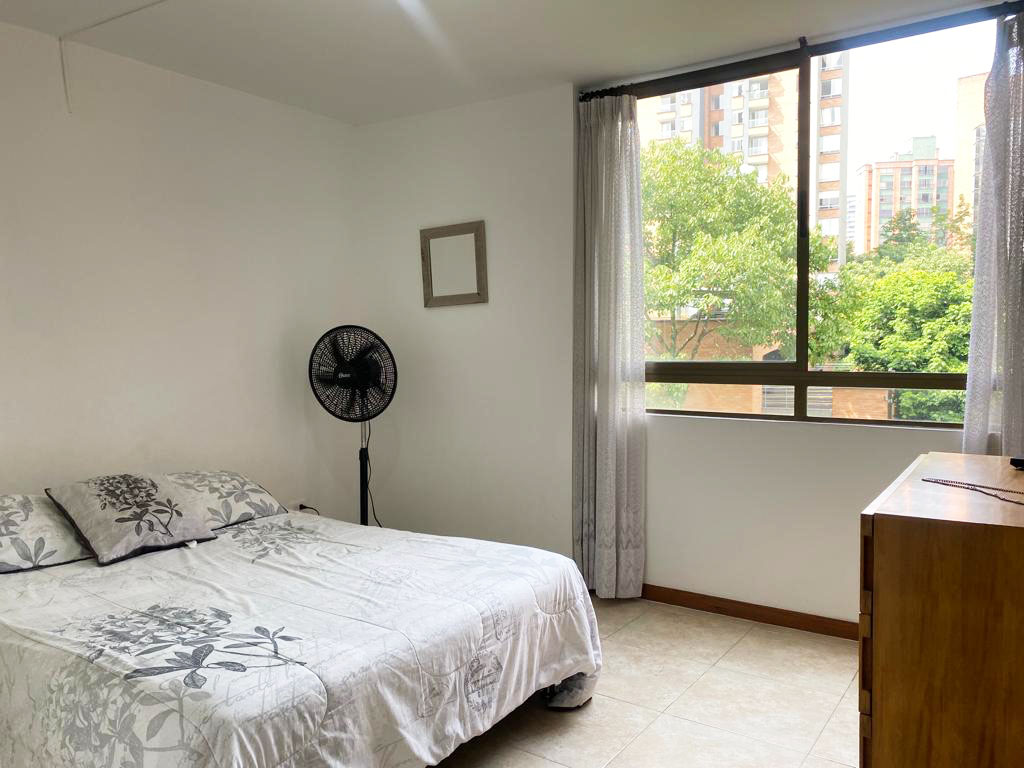 Apartamento de 3 alcobas en arriendo en Castropol, Medellín, 96 m² · foto 12 de 18