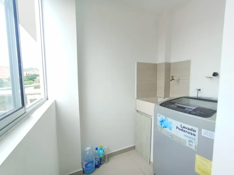 Apartamento en arriendo en Laureles, Medellín · foto 19 de 22