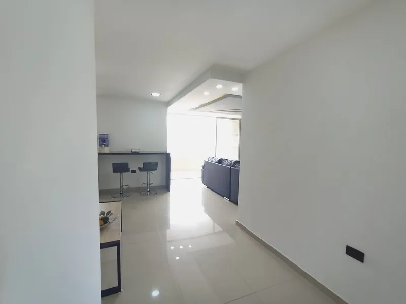 Apartamento en arriendo en Laureles, Medellín · foto 4 de 22