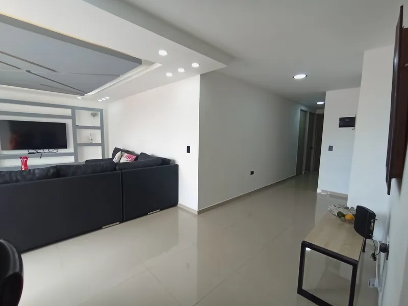 Apartamento en arriendo en Laureles, Medellín · foto 5 de 22