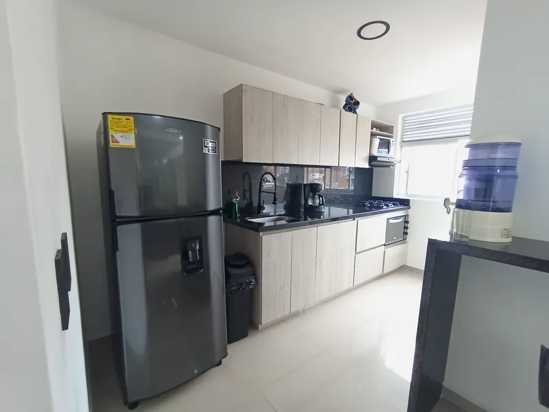 Apartamento en arriendo en Laureles, Medellín · foto 7 de 22