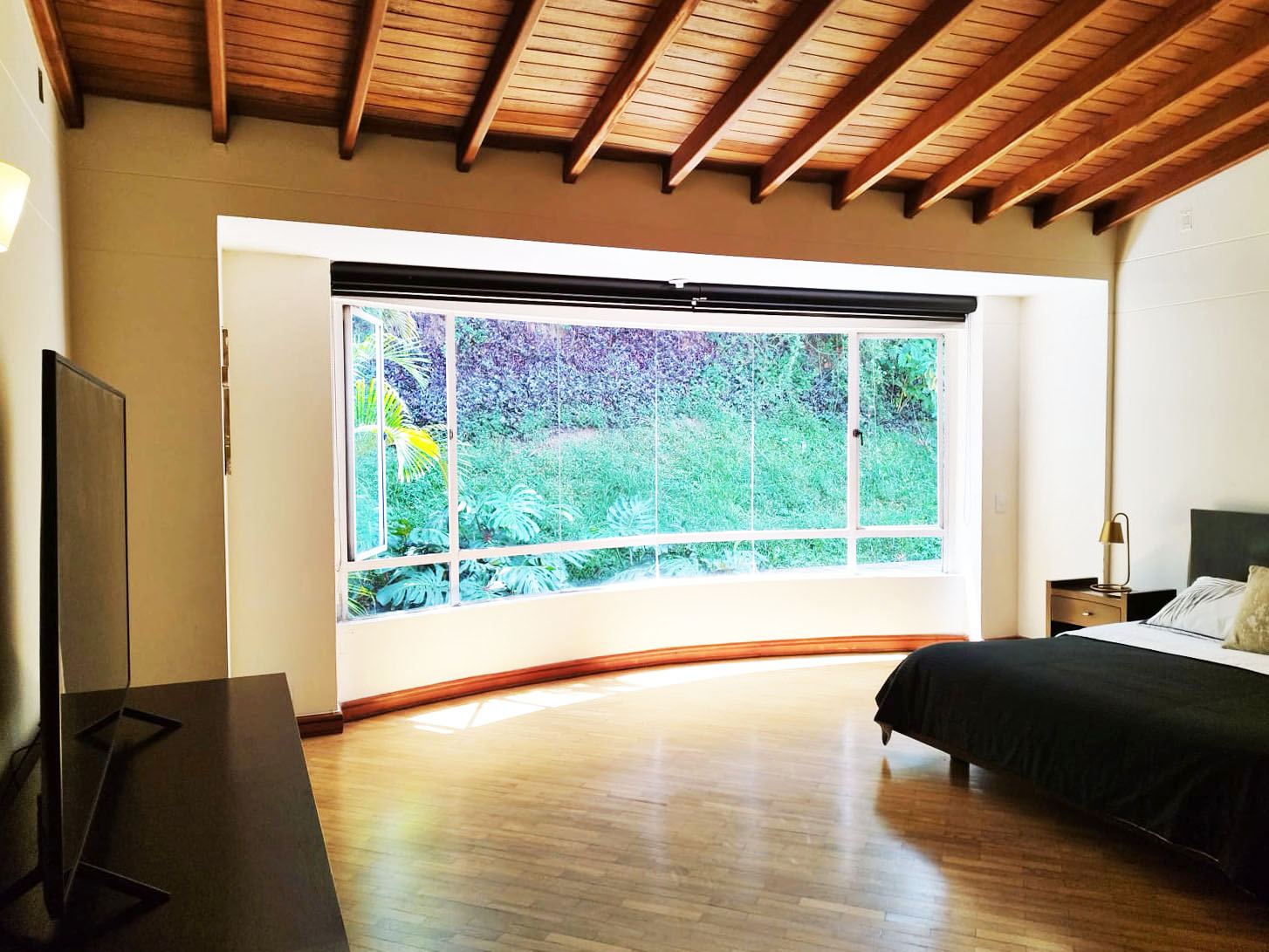 Casa de 3 alcobas en venta en San Lucas, Medellín, 280 m² · foto 12 de 20