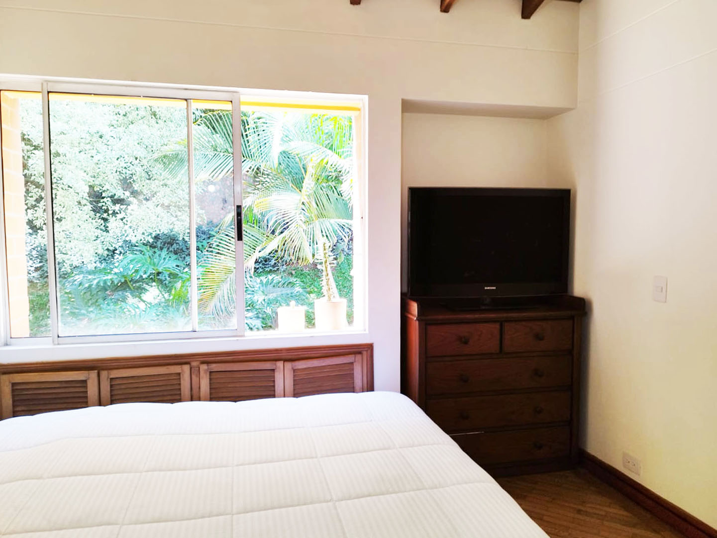 Casa de 3 alcobas en venta en San Lucas, Medellín, 280 m² · foto 15 de 20
