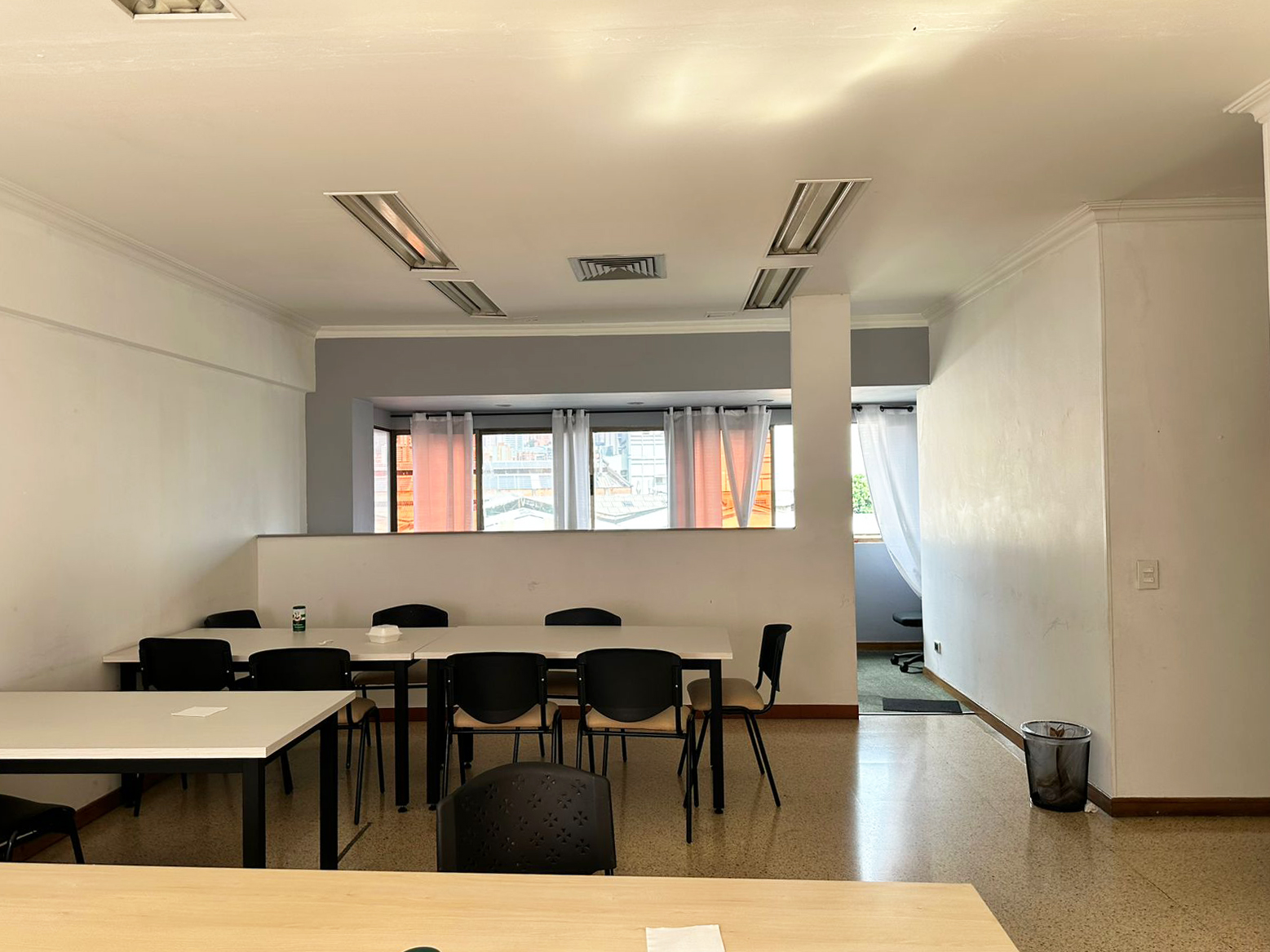 Oficina en arriendo en Cristo Rey, Medellín, 450 m² · foto 5 de 11