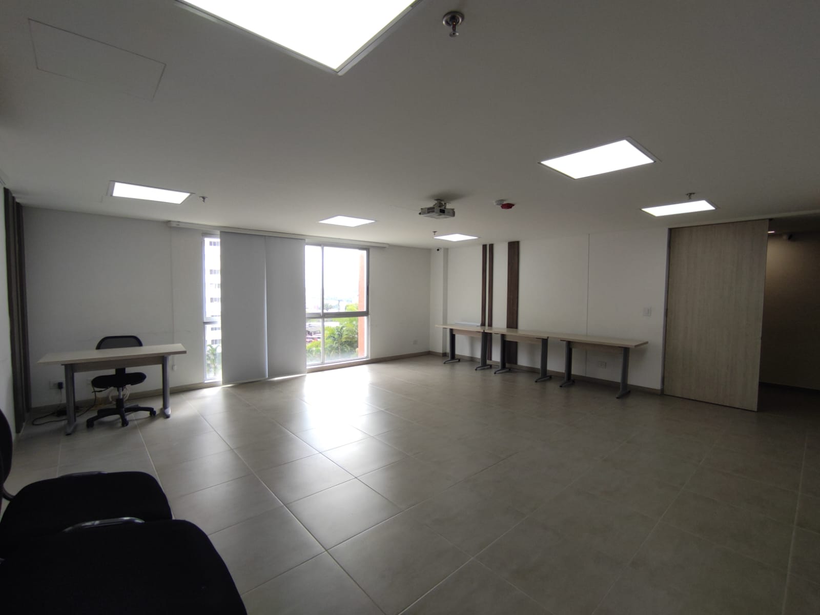 Oficina en venta en Alamos, Pereira, 48 m² · foto 3 de 5