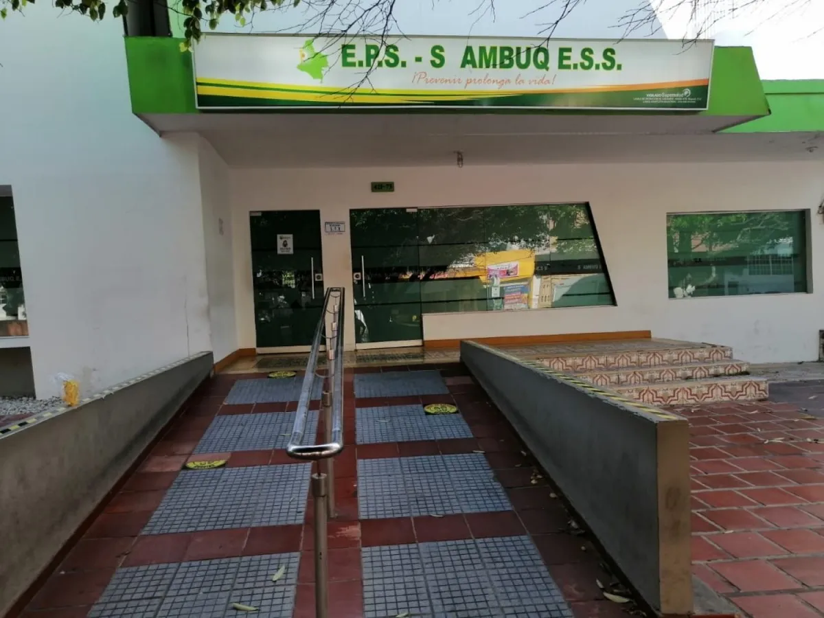 Oficina en venta en Ciudad Jardin, Barranquilla, 1000 m² · foto 17 de 19