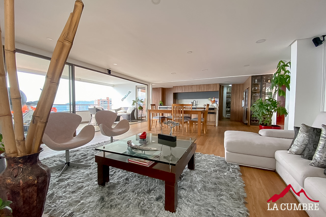 Apartamento en arriendo en El Tesoro, Medellín · foto 2 de 12