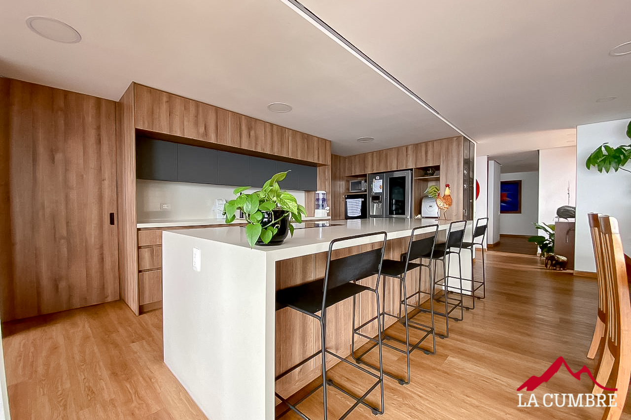 Apartamento en arriendo en El Tesoro, Medellín · foto 5 de 12