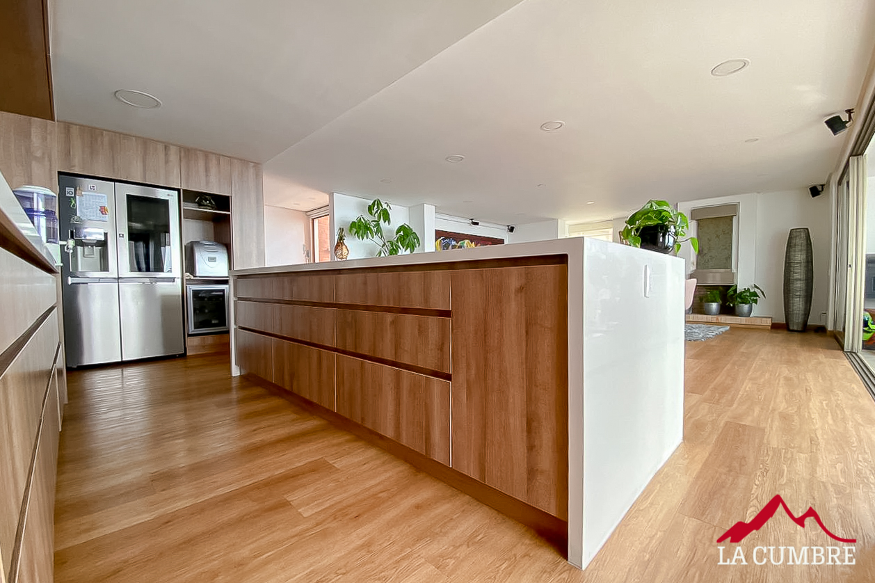 Apartamento en arriendo en El Tesoro, Medellín · foto 6 de 12
