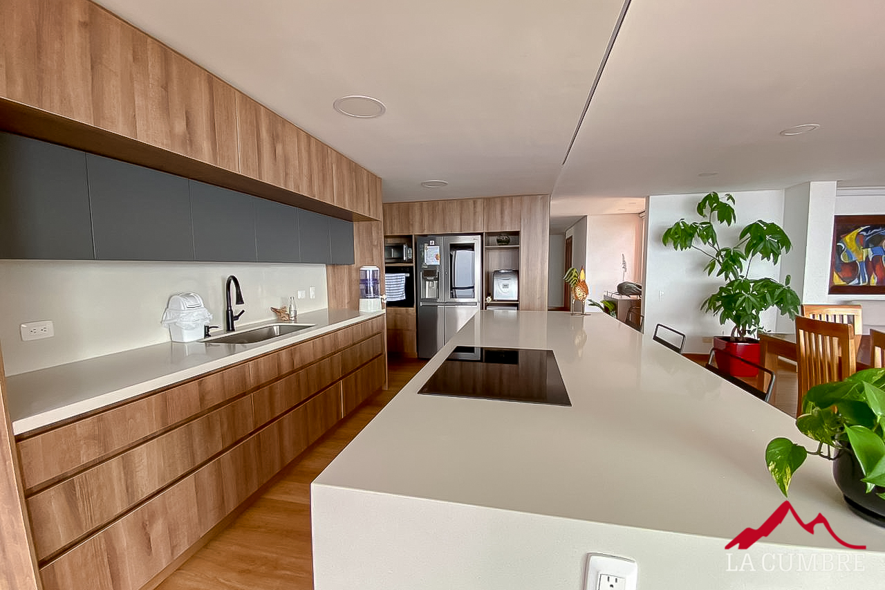 Apartamento en arriendo en El Tesoro, Medellín · foto 7 de 12