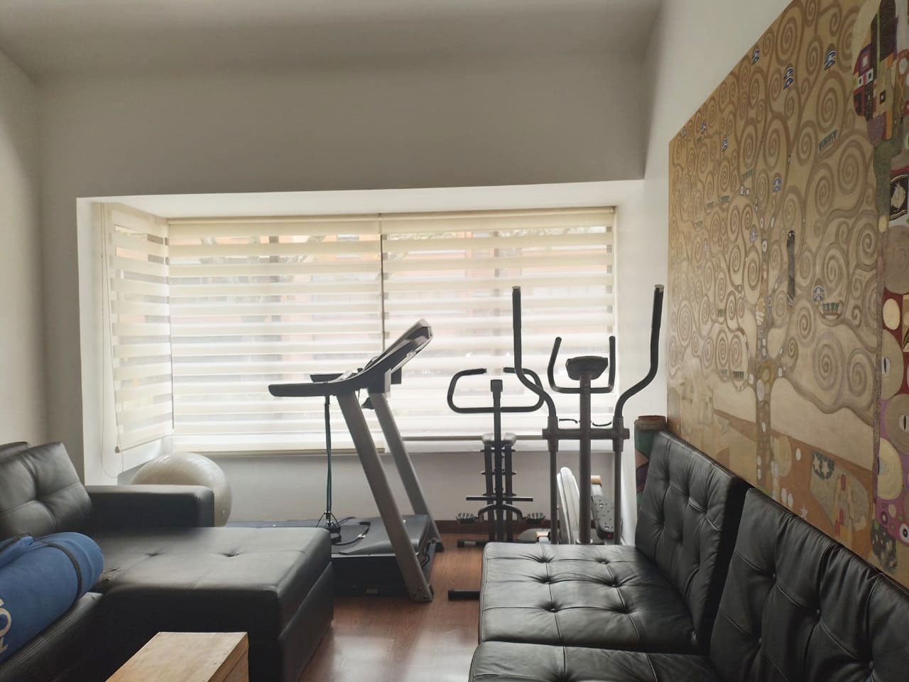 Casa de 3 alcobas en venta en El Tesoro, Medellín, 250 m² · foto 17 de 20