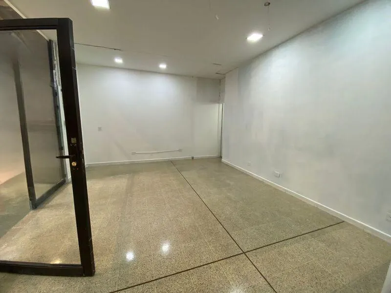 Local en arriendo en Campo Amor, Medellín, 30 m² · foto 4 de 6