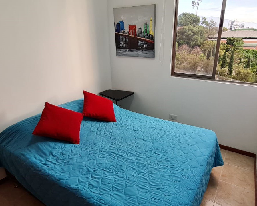 Apartamento en arriendo en Los Balsos, Medellín · foto 8 de 10