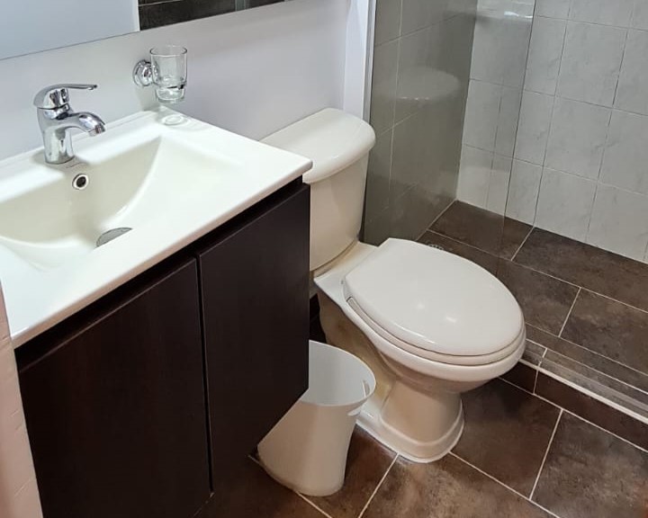 Apartamento en arriendo en Los Balsos, Medellín · foto 9 de 10