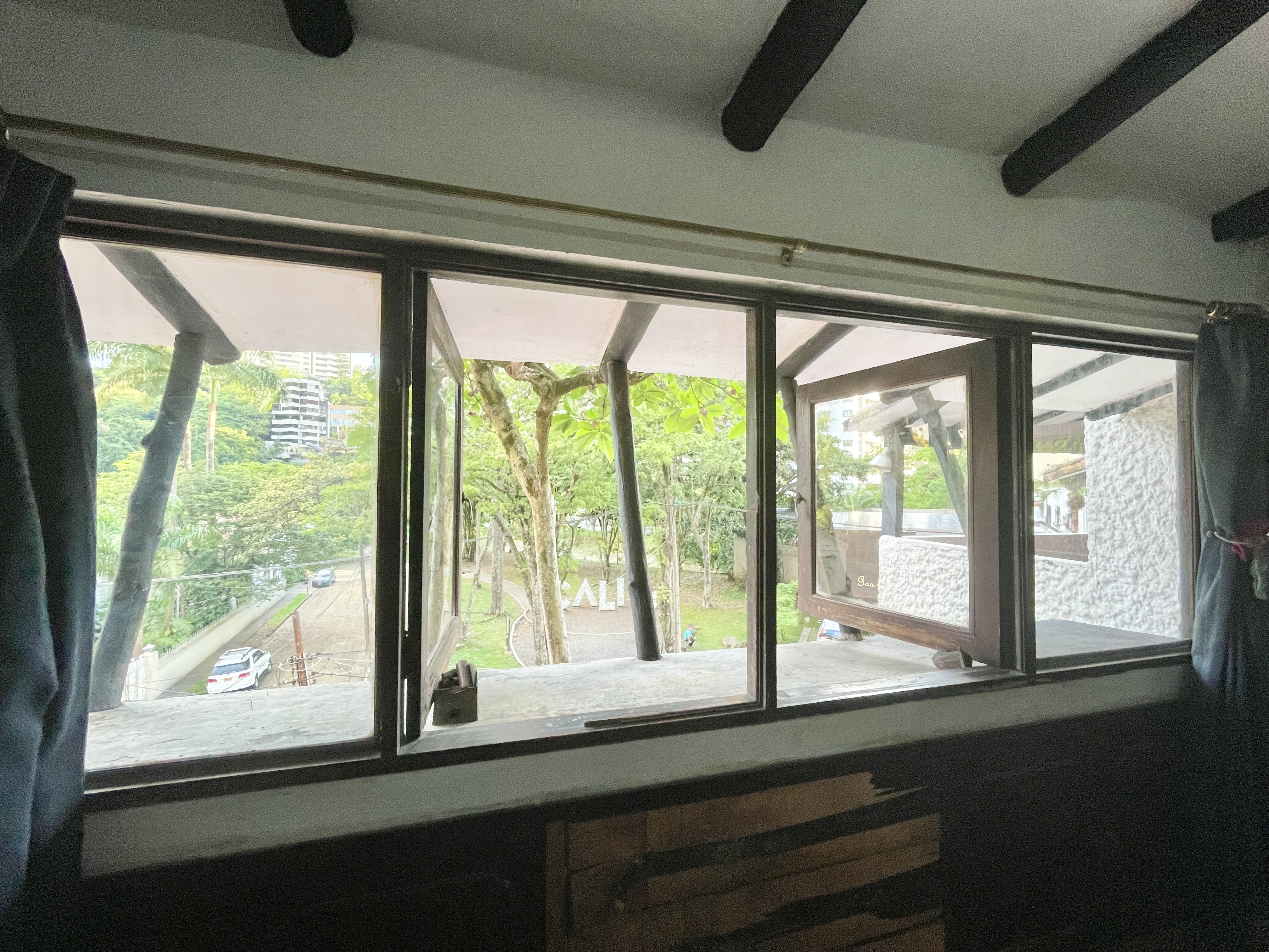 Casa de 5 alcobas en venta en Normandia, Cali, 387 m² · foto 15 de 24