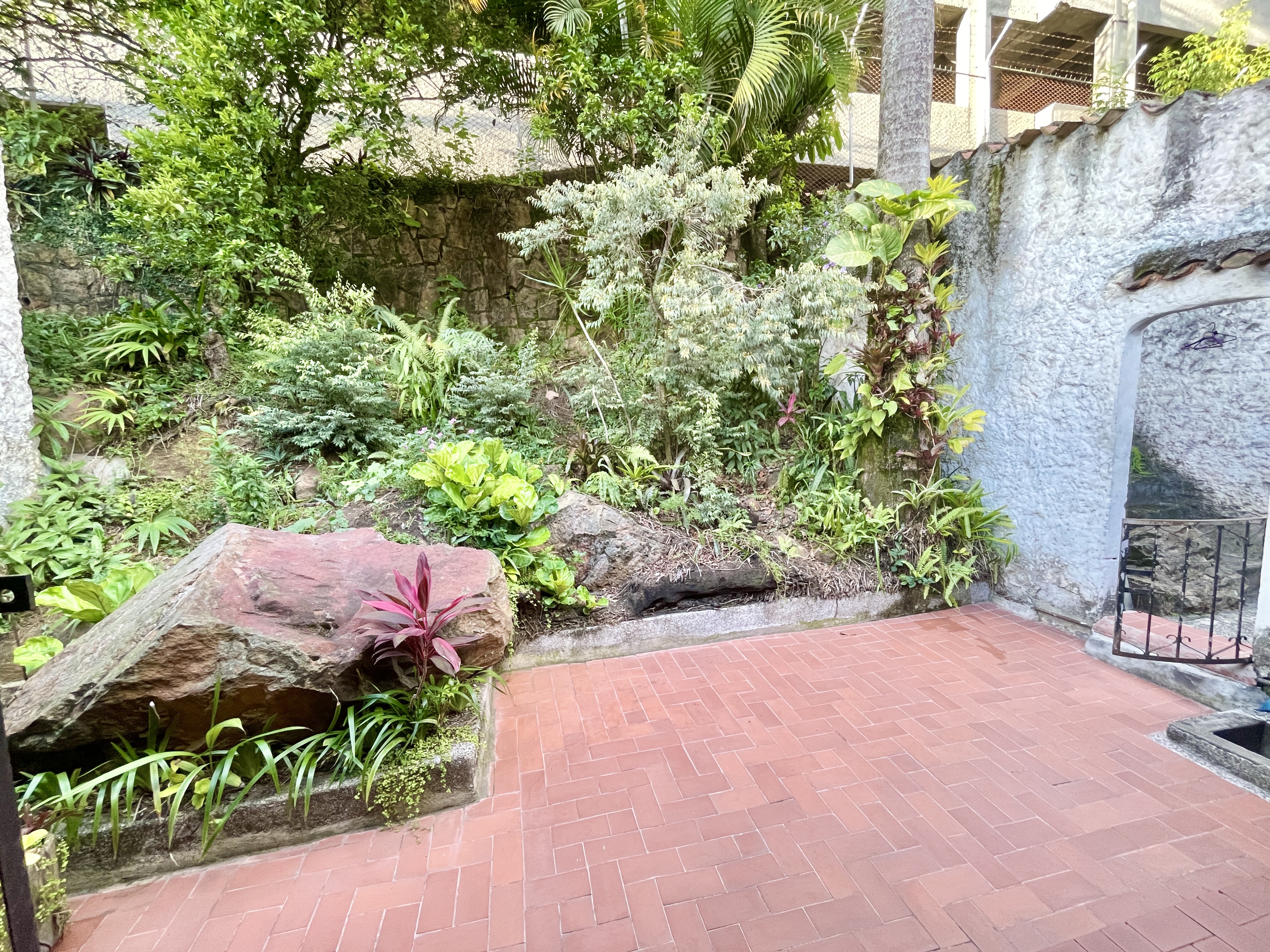 Casa de 5 alcobas en venta en Normandia, Cali, 387 m² · foto 23 de 24
