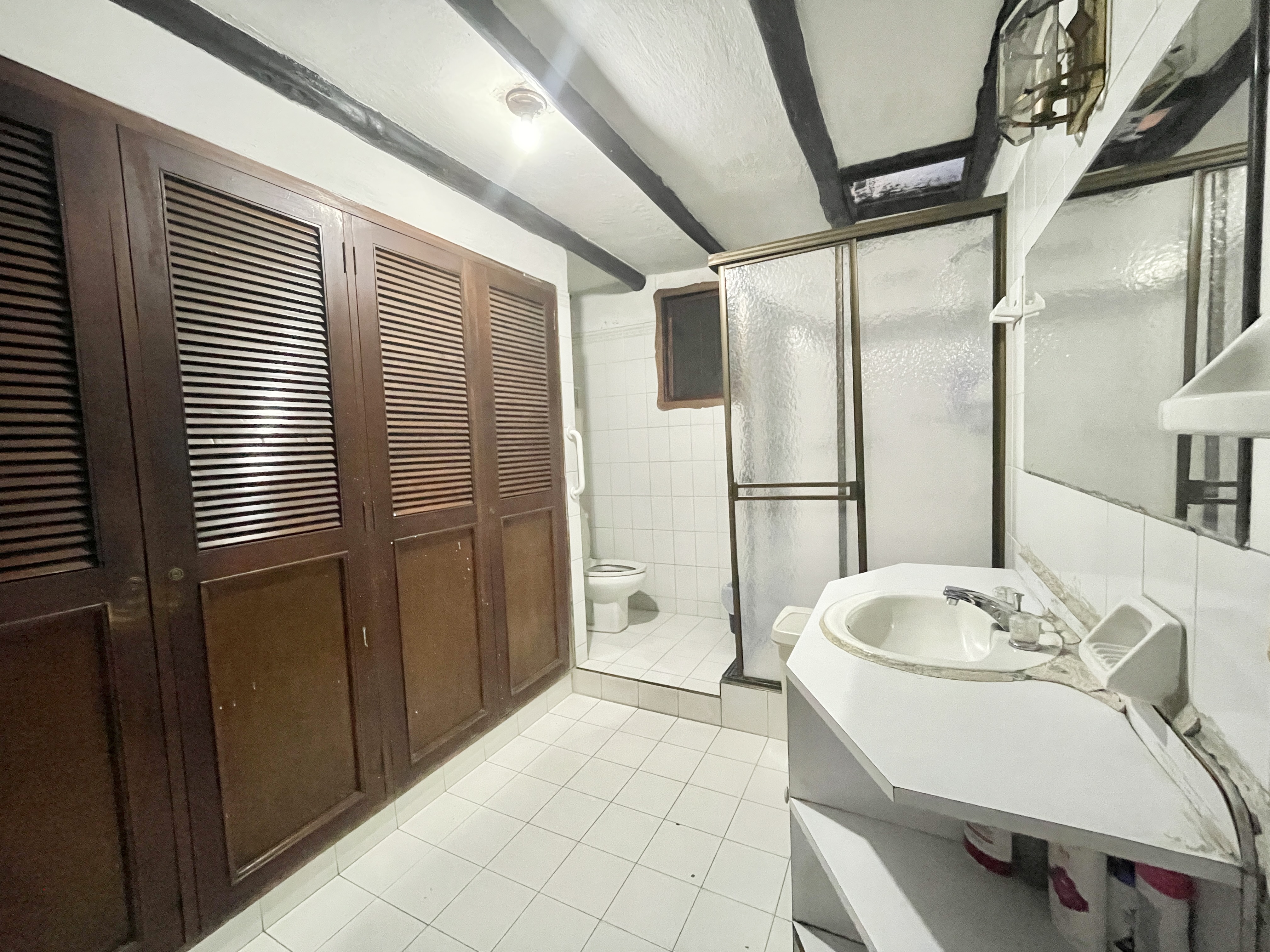 Casa de 5 alcobas en venta en Normandia, Cali, 387 m² · foto 10 de 24