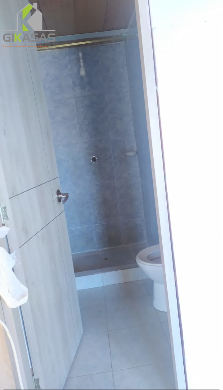 Casa en venta en El Carmen, Bogotá · foto 4 de 15