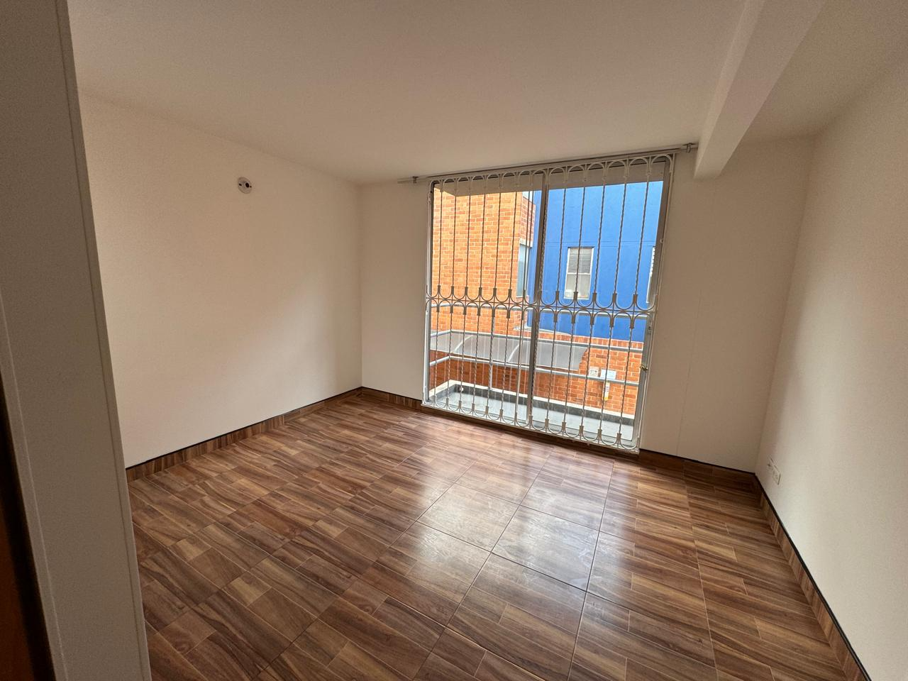 Casa de 3 alcobas en arriendo en Villas De Aranjuez, Bogotá, 99 m² · foto 9 de 16