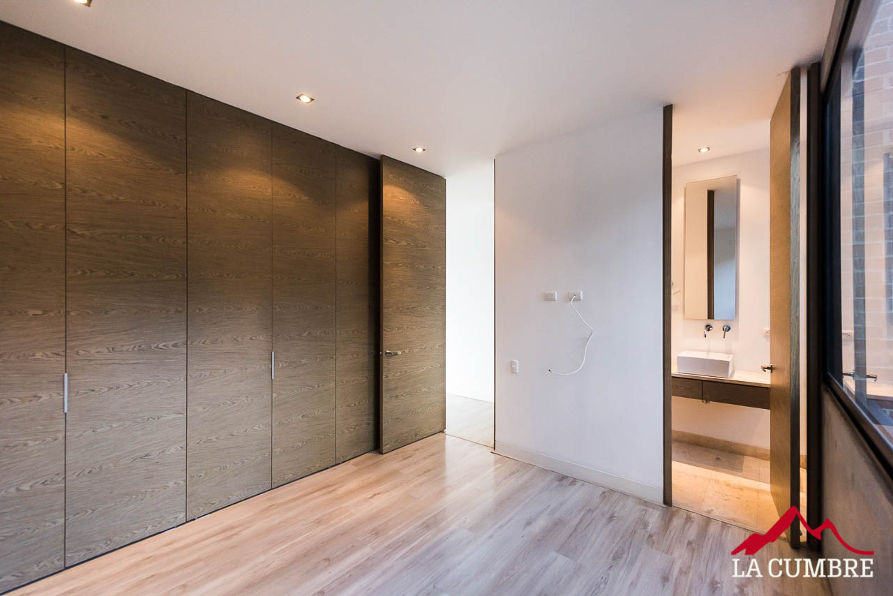 Apartamento en arriendo en Los Balsos No.2, Medellín · foto 11 de 12