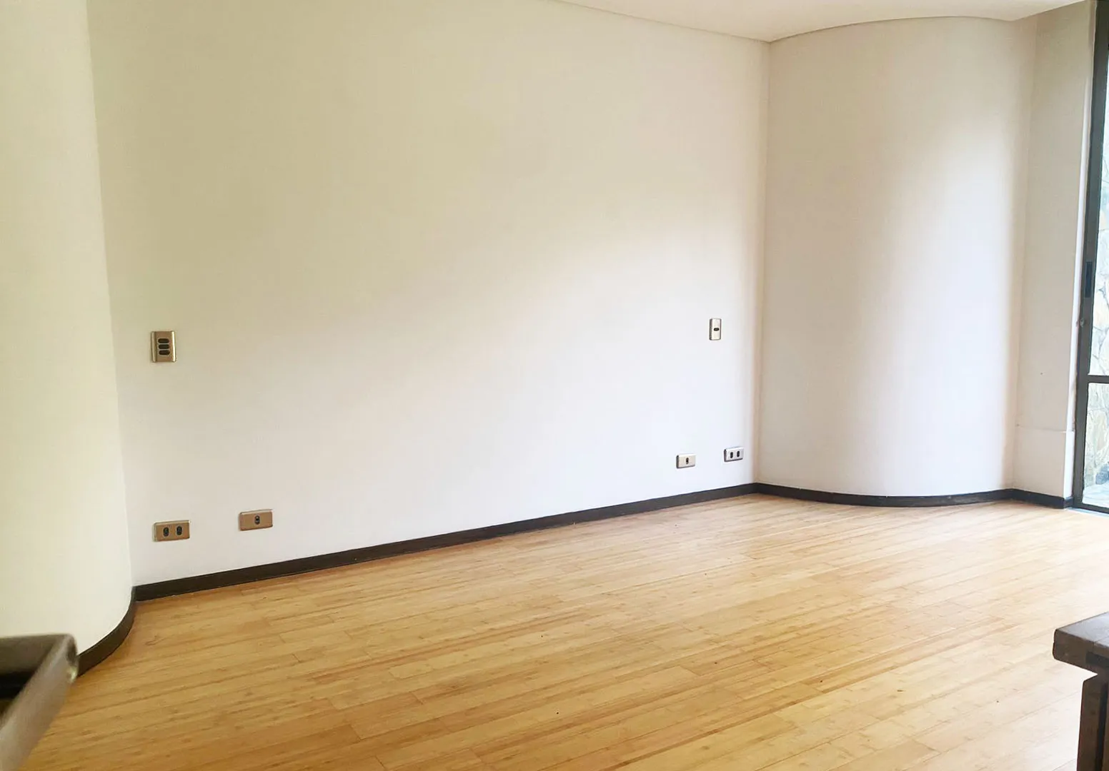 Apartamento de 4 alcobas en arriendo en La Aguacatala, Medellín, 374 m² · foto 12 de 20