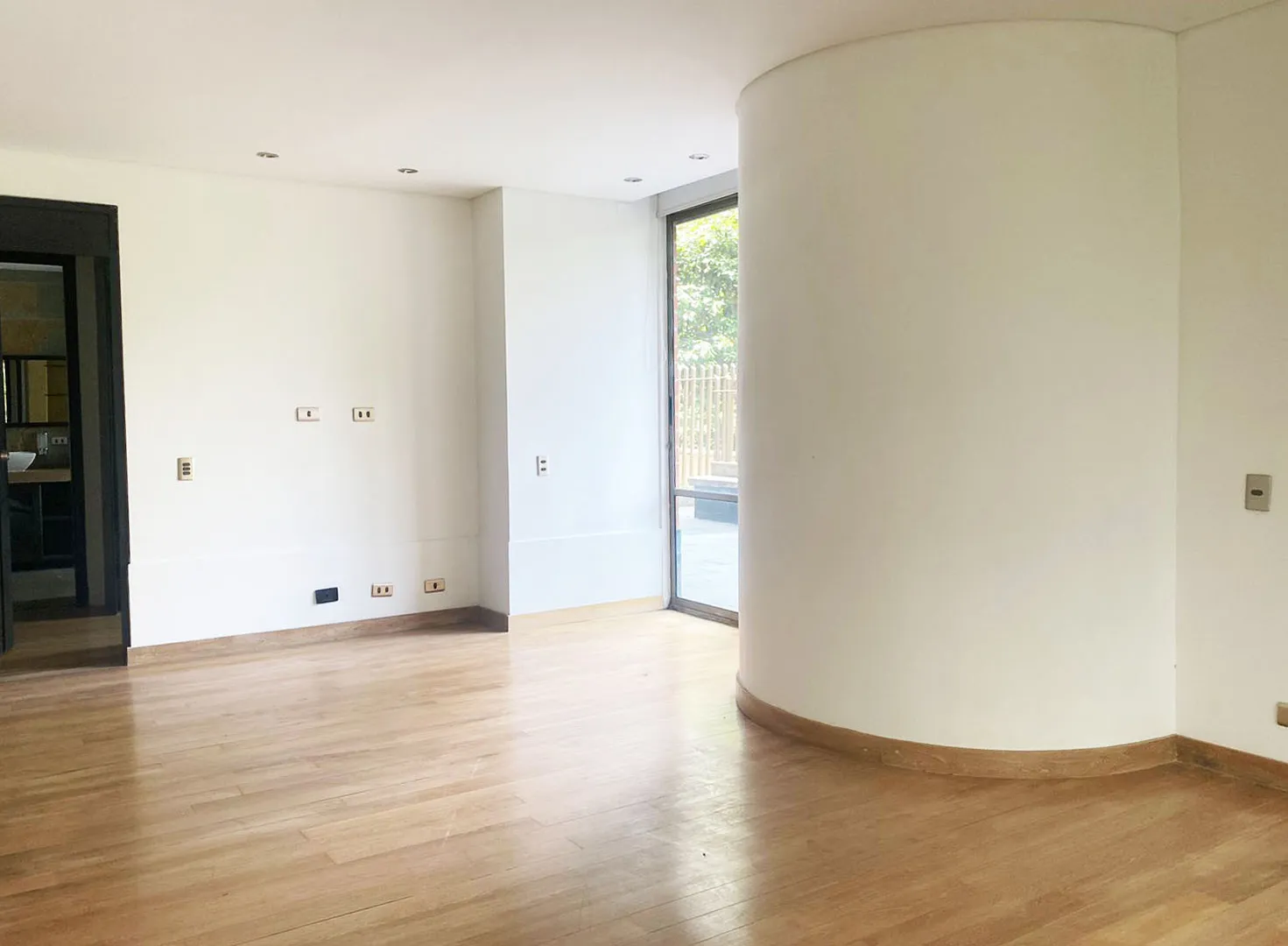 Apartamento de 4 alcobas en arriendo en La Aguacatala, Medellín, 374 m² · foto 15 de 20