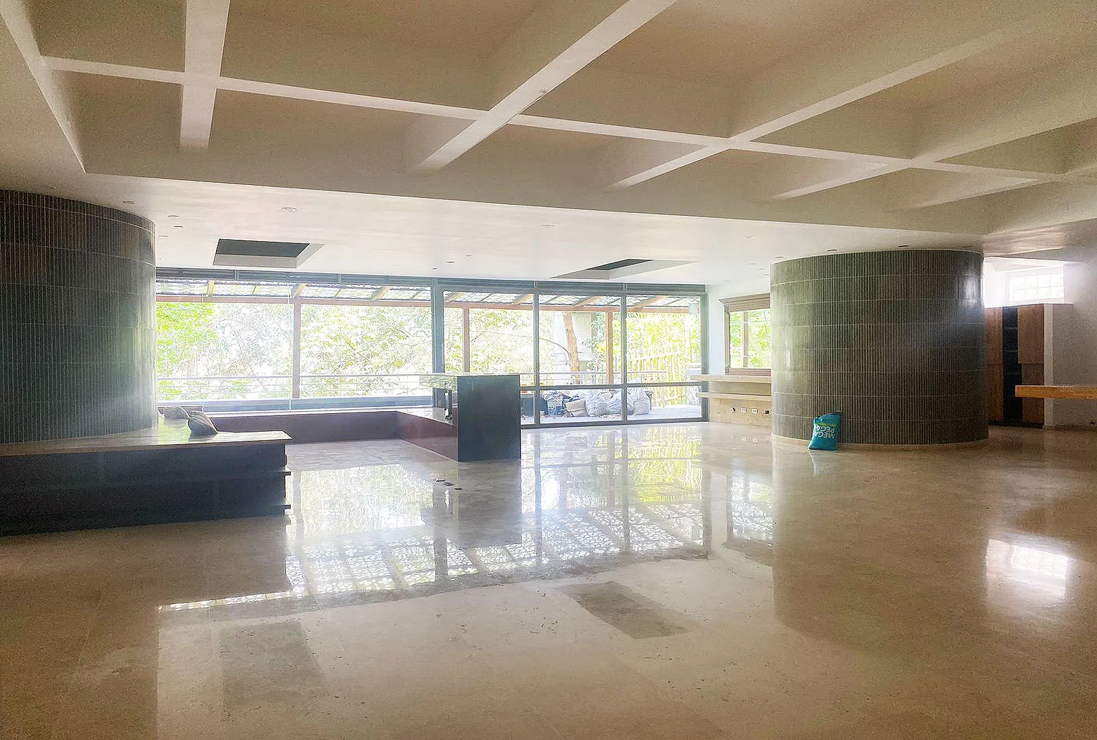 Apartamento de 4 alcobas en arriendo en La Aguacatala, Medellín, 374 m² · foto 4 de 20