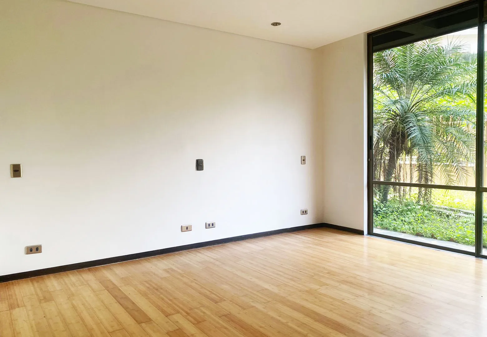 Apartamento de 4 alcobas en arriendo en La Aguacatala, Medellín, 374 m² · foto 9 de 20