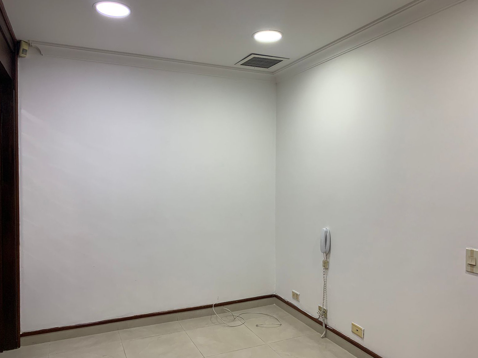 Oficina en arriendo en Manila, Medellín, 36 m² · foto 3 de 7