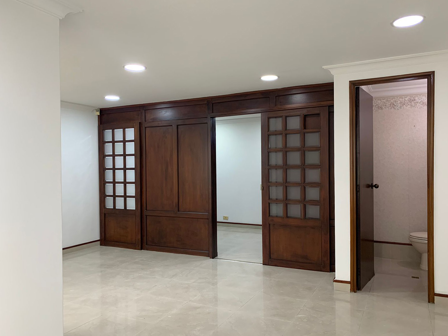 Oficina en arriendo en Manila, Medellín, 36 m² · foto 5 de 7
