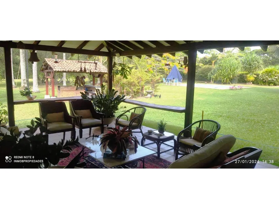 Casa de 7 alcobas en venta en Porerito, Jamundí, 450 m² · foto 11 de 24