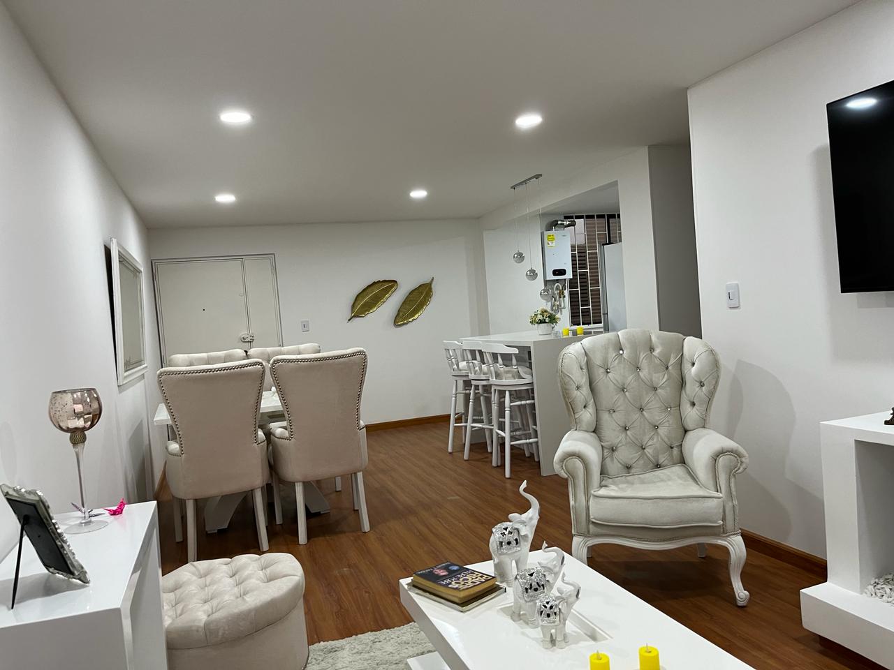 Apartamento en venta en Cedro Golf, Bogotá · foto 10 de 24