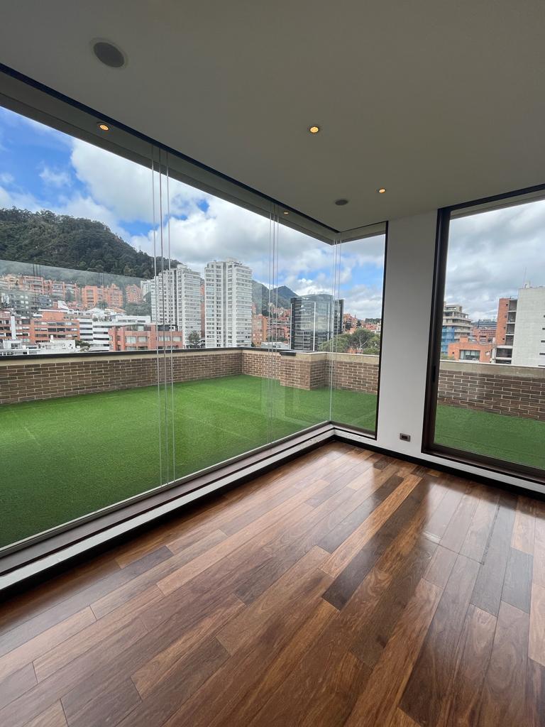 Apartamento de 3 alcobas en venta en La Cabrera, Bogotá, 270 m² · foto 24 de 24