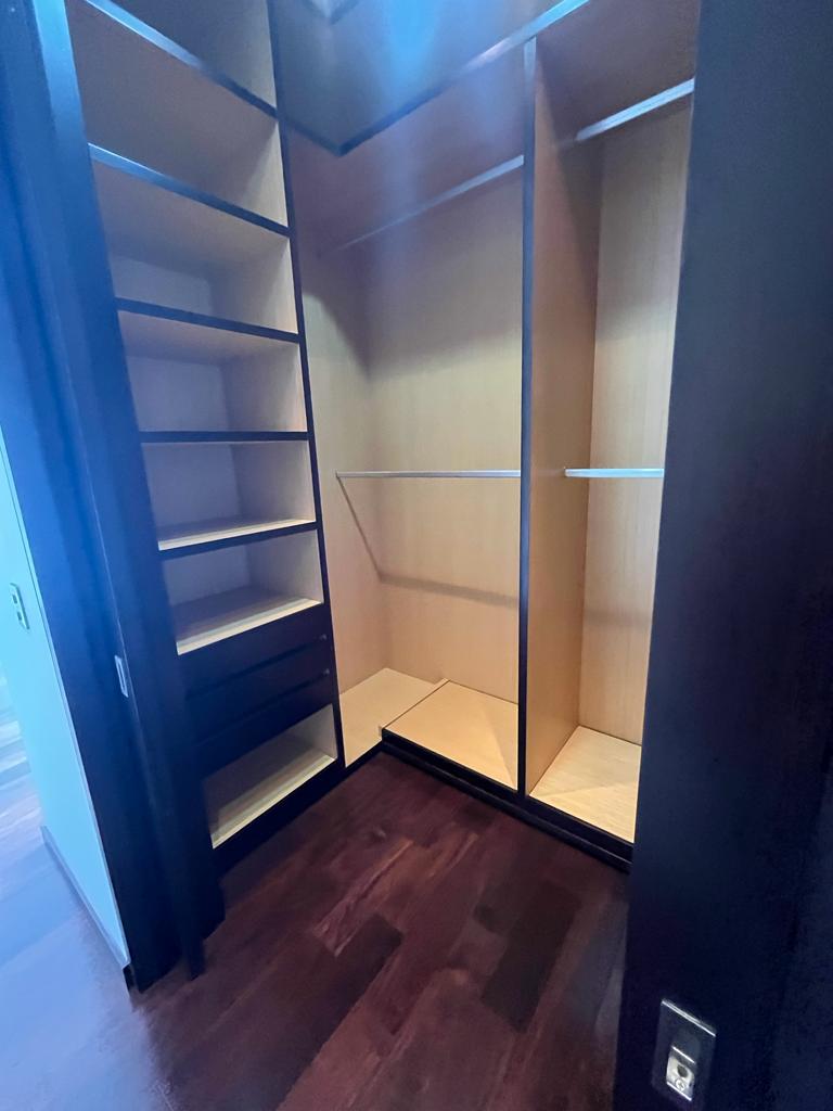 Apartamento de 3 alcobas en venta en La Cabrera, Bogotá, 270 m² · foto 7 de 24