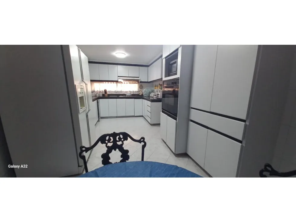 Apartamento en venta en La Carolina, Bogotá · foto 8 de 17