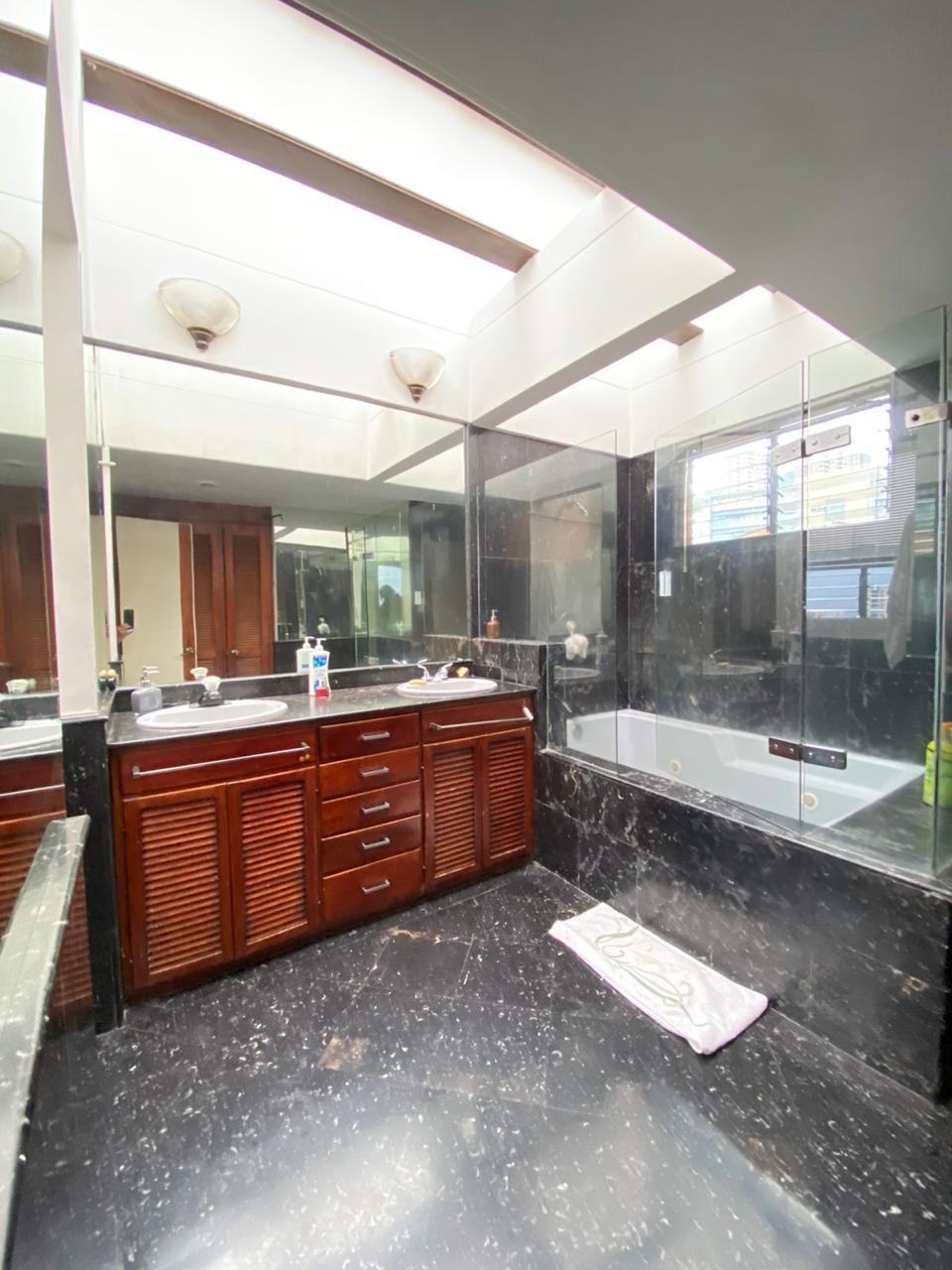 Apartamento en venta en El Poblado, Medellín · foto 14 de 14
